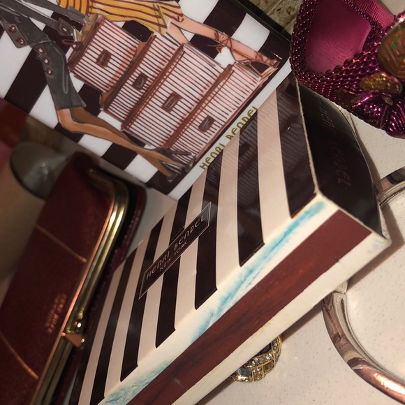 Henri Bendel Matchstick Set Home, B/W Stripe - Picture 6 of 7